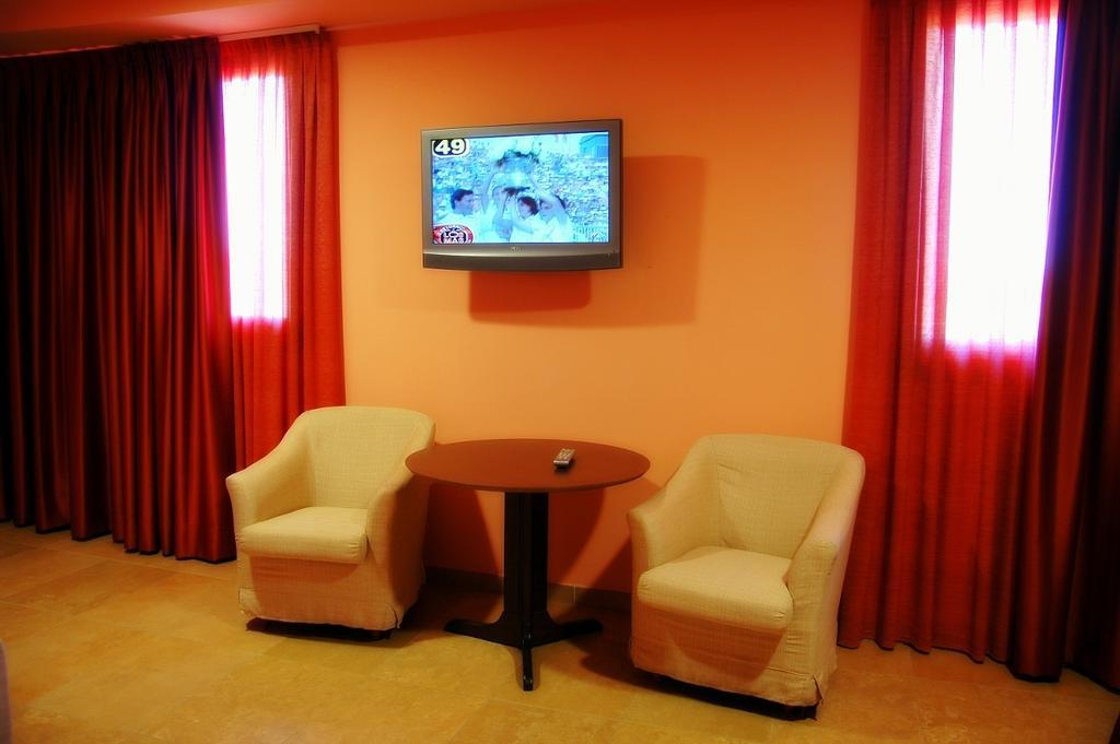 Hotel Salat Resort Les Borges Blanques Chambre photo